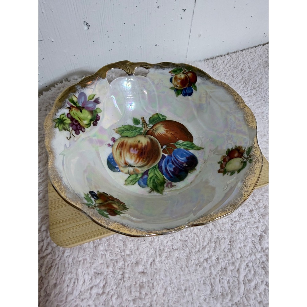 Vintage Iridescent Lusterware Fruit Bowl Gold Gilt Scalloped Edge Cutout Handles
